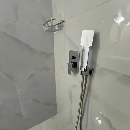 Stella Nomikou 3* Firostefani