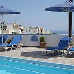 Stella Nomikou Apart-hotel 4*