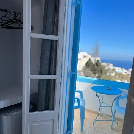 στέλλα νομικού