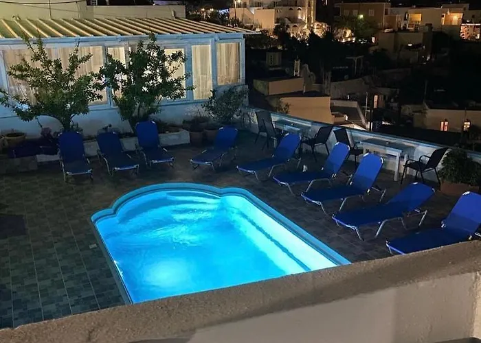 Ξενοδοχείο με διαμερίσματα στέλλα νομικού