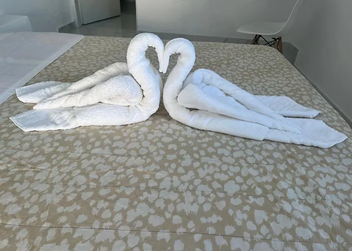 Stella Nomikou Aparthotel